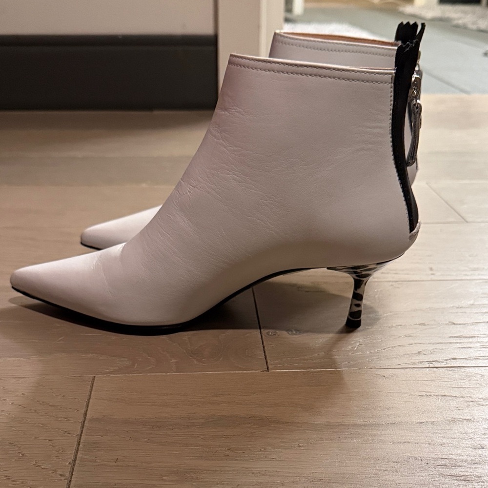 AGL White Ankle Boots - never worn - Picture 6 of 8